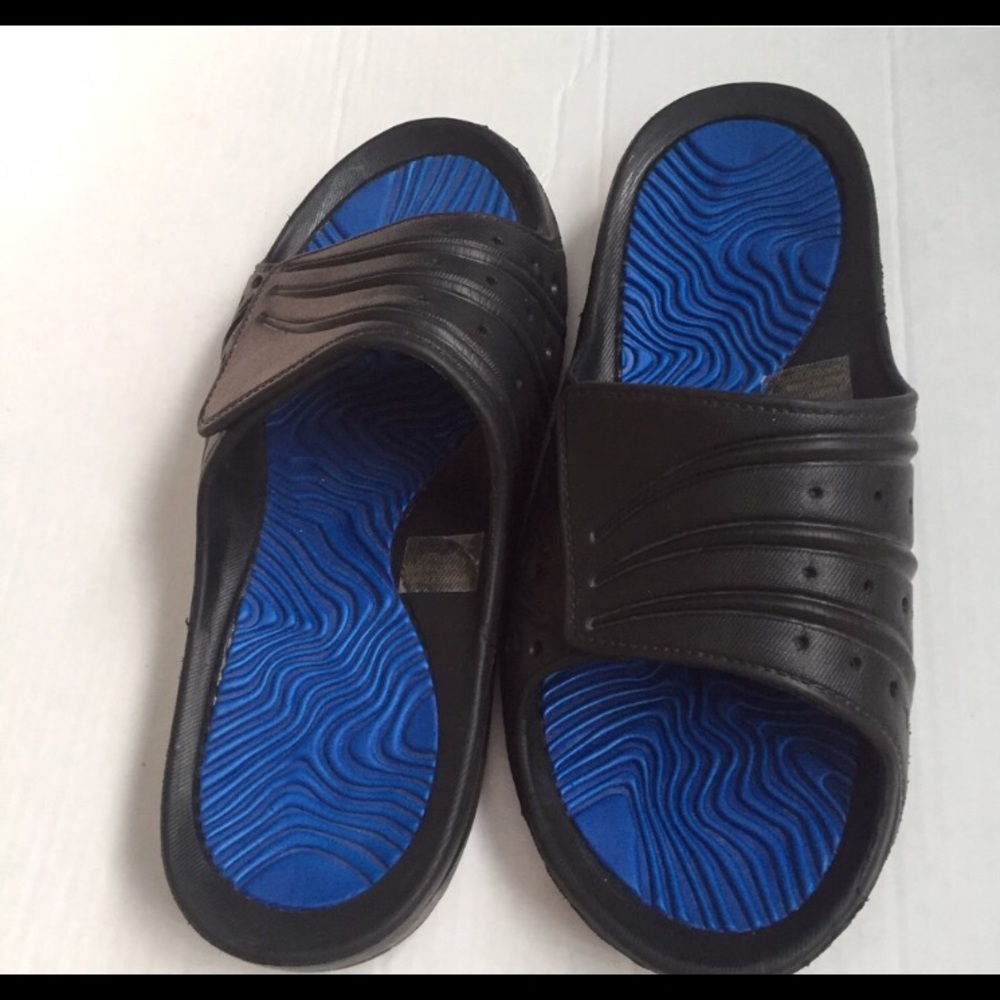 Men's Black Rubber Sandals. Size 13